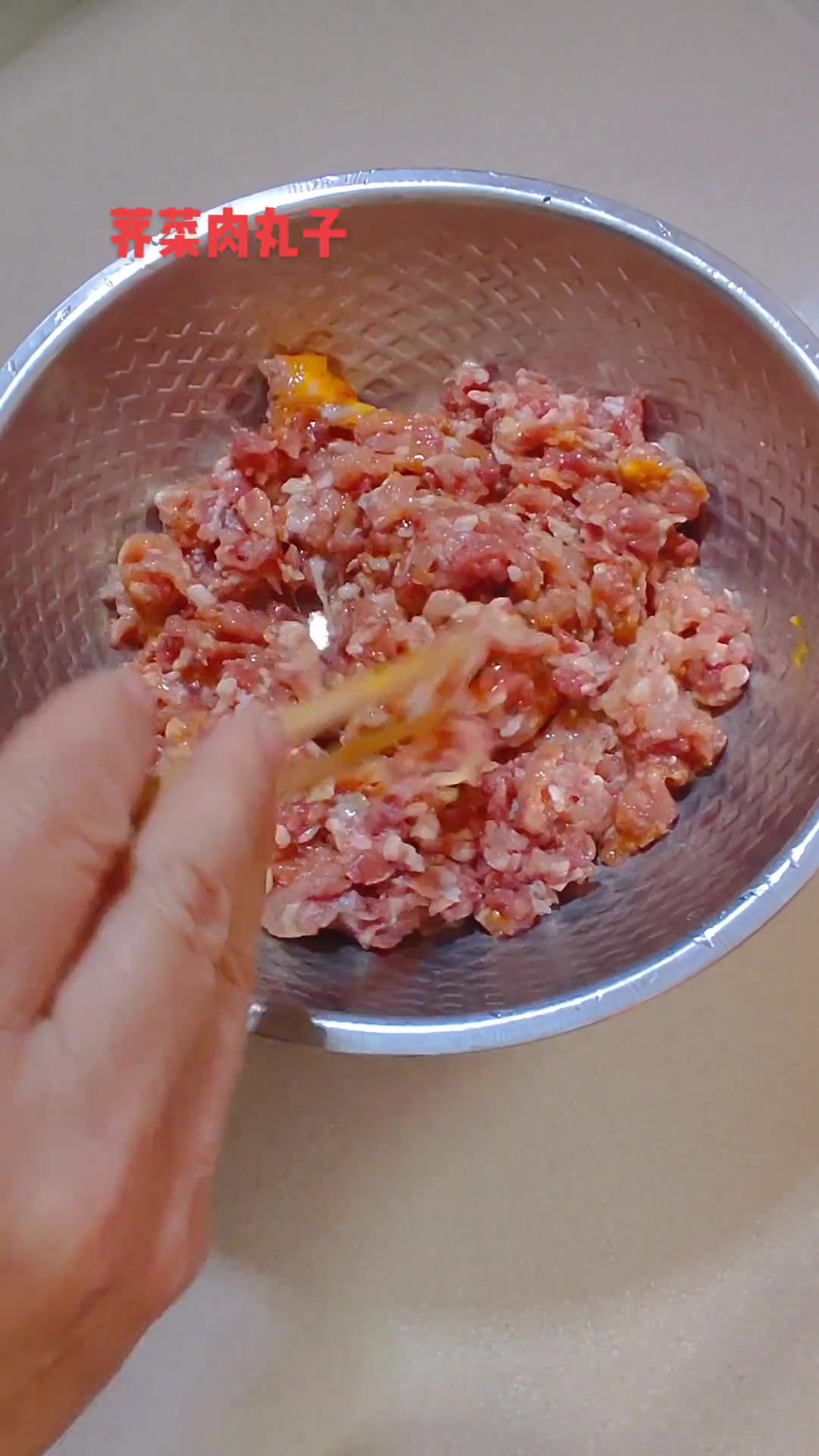 鸡胎荠菜肉丸子，鲜掉眉毛！