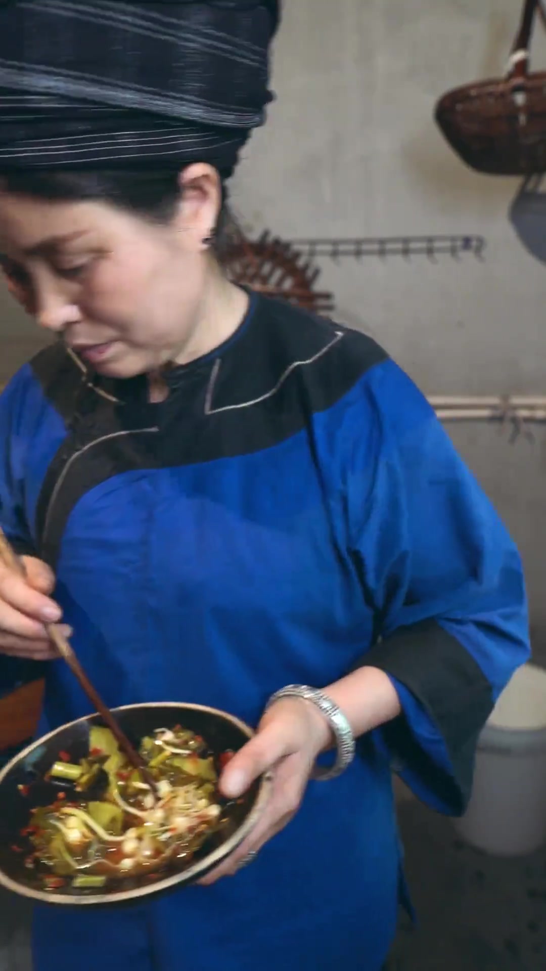 湘西酸菜，天热来一碗，开胃又地道
