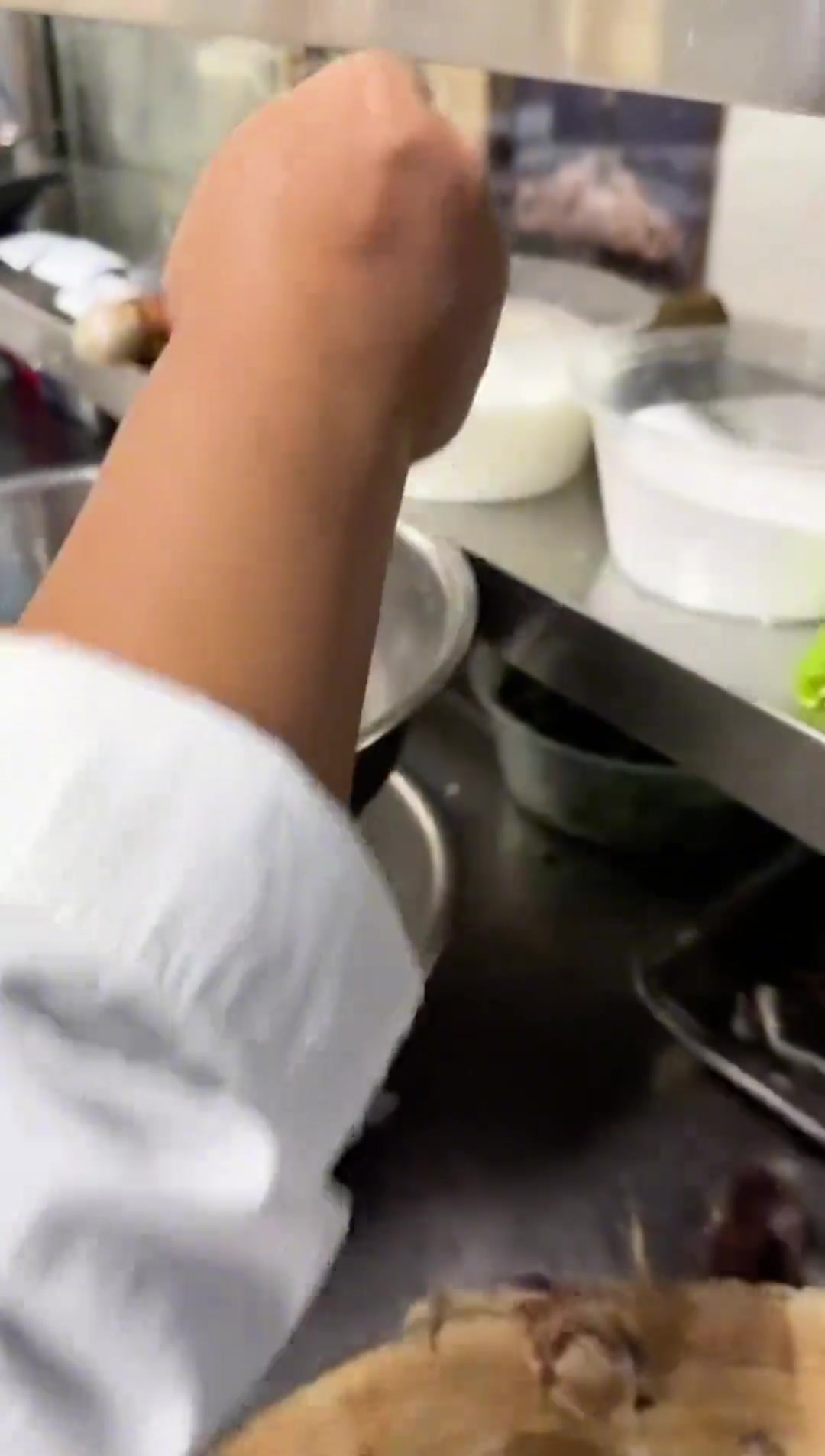 单县羊肉汤馆招牌：拌羊脸