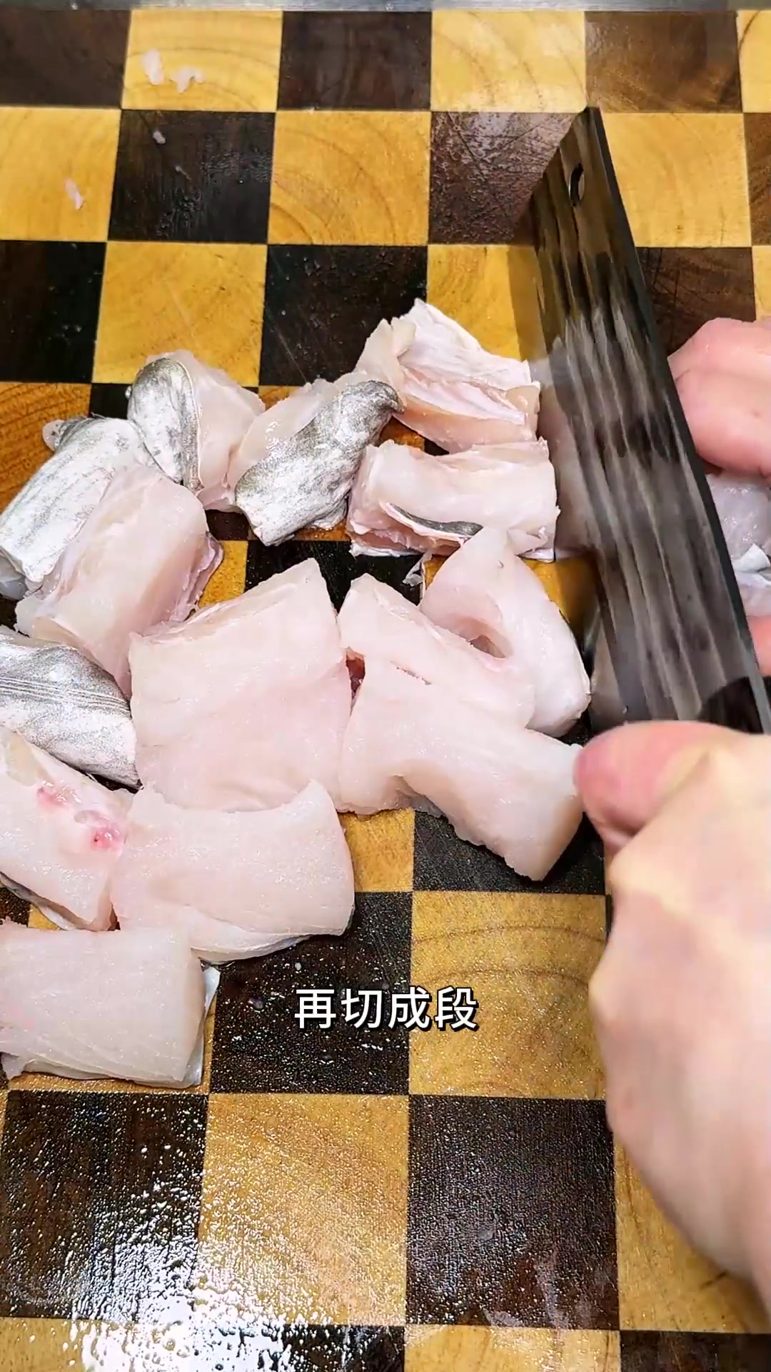 泉州炸鳗鱼，对比酒糟鳗，母亲做的味道酥脆鲜香