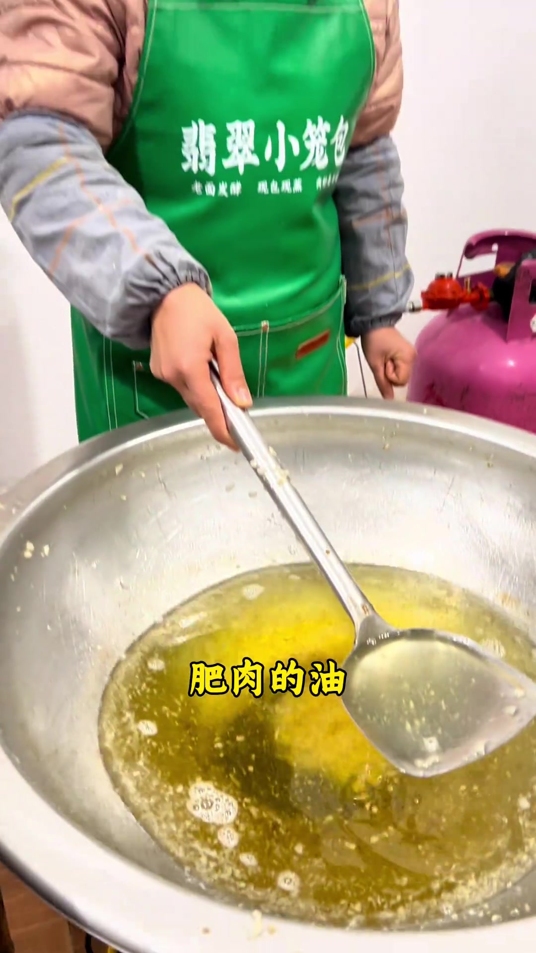 揭秘成都酱肉包,炒制过程全记录!
