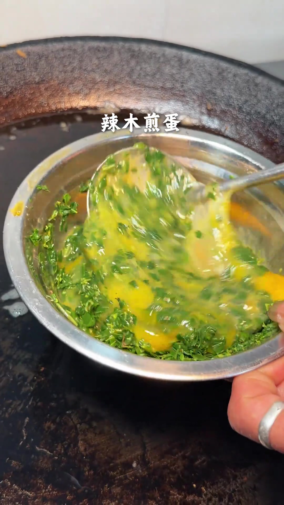 潮汕路边薄壳生蚝宴，鲜香诱人，本地人才懂！