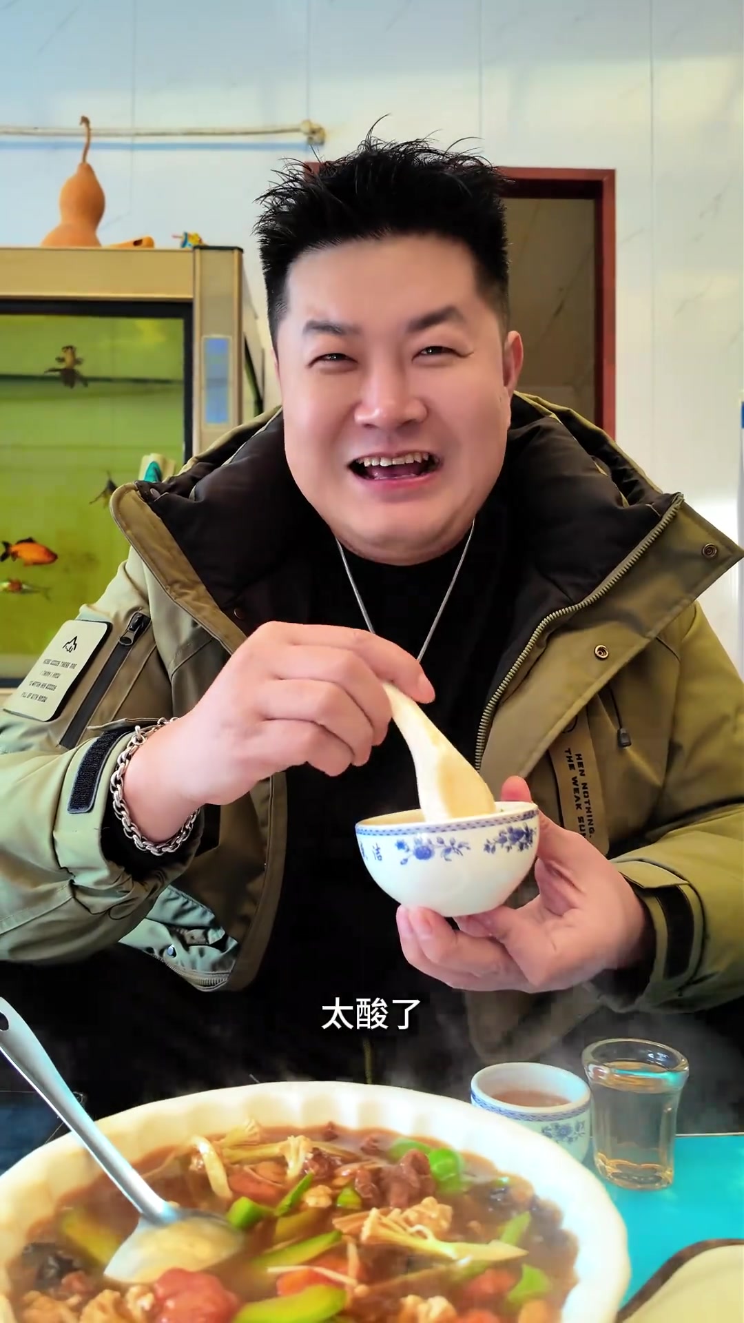 淄川西河镇传统博山菜馆,炸春卷很是惊艳!
