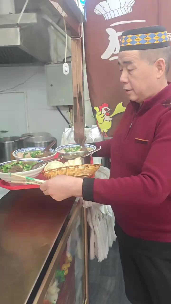 尝尝西安本地人享用的40年特色烩菜