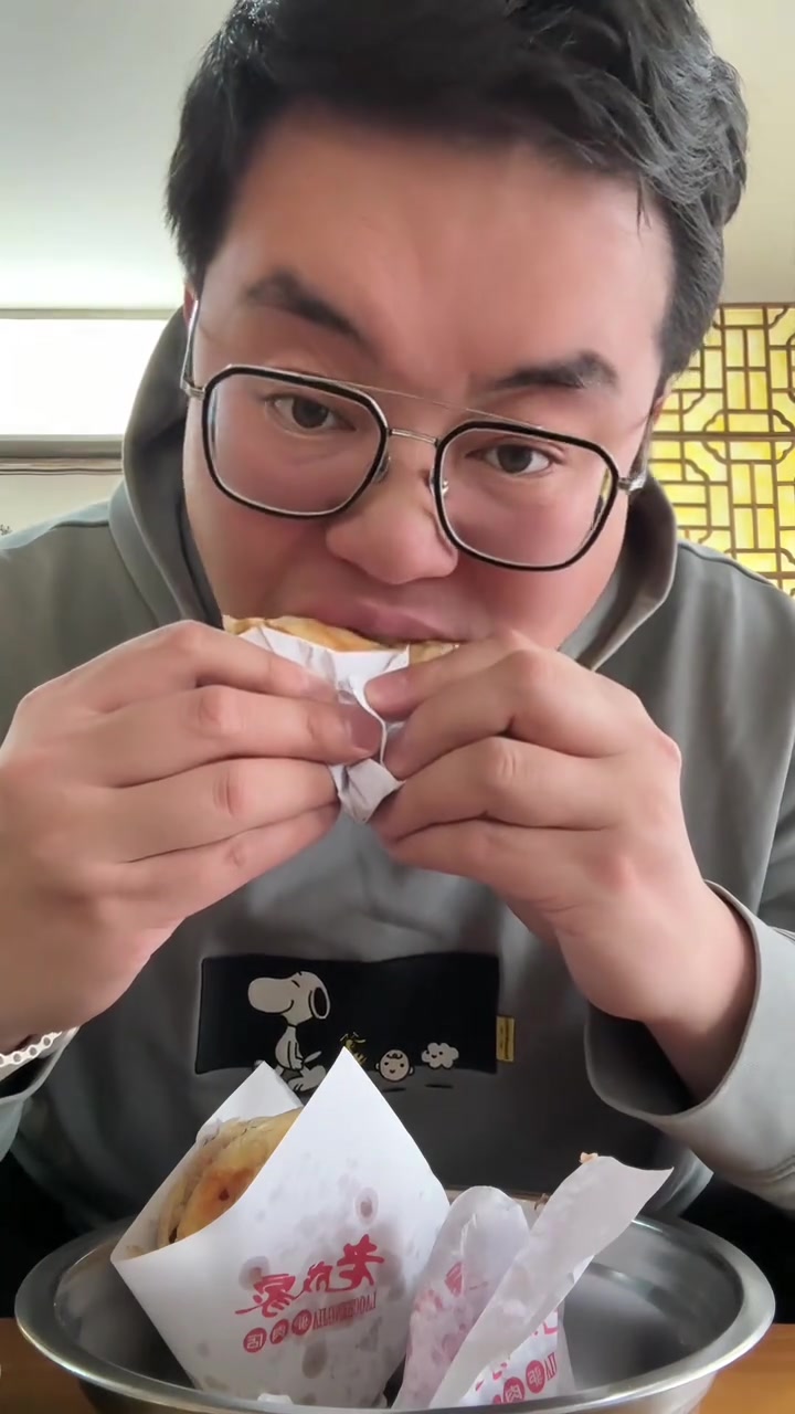 保定人最害怕倒闭的驴肉火烧店
