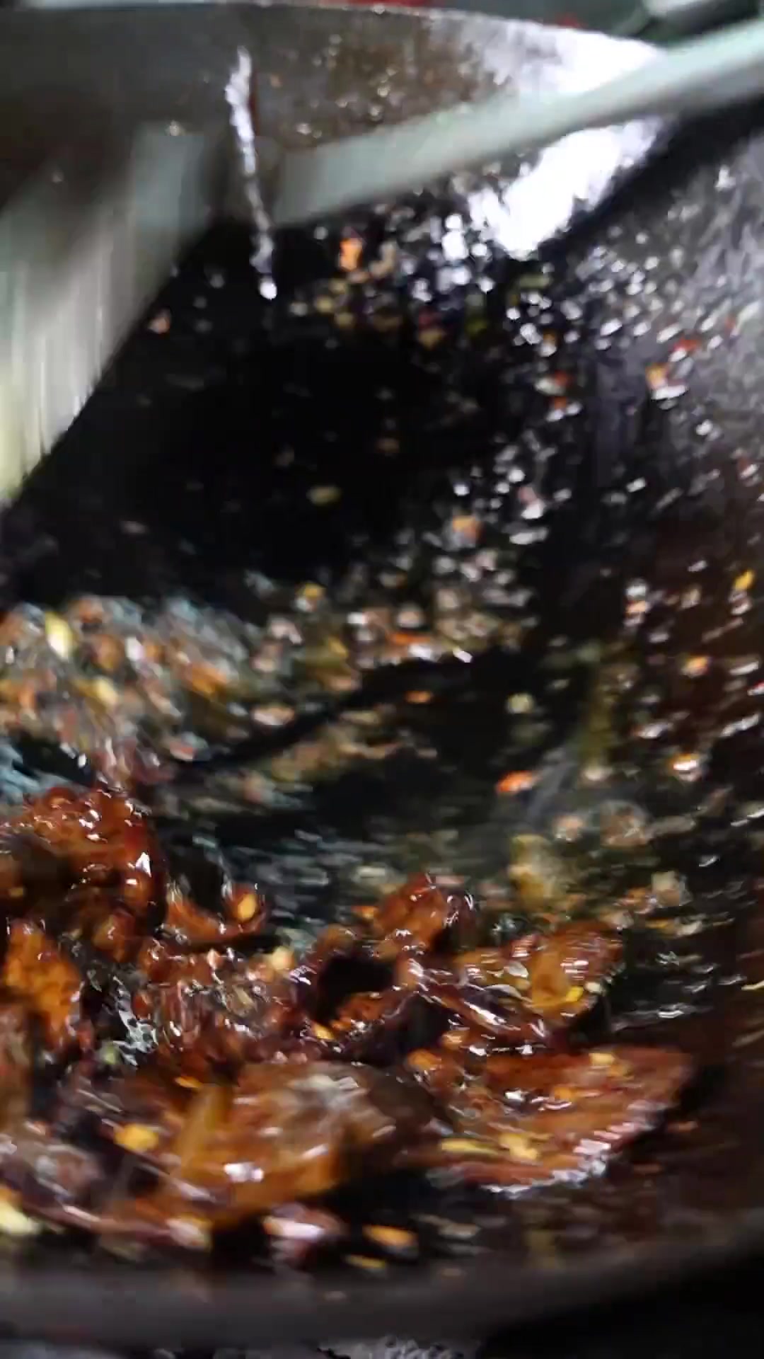 皱皮辣椒配卤牛肉，下饭超舒服