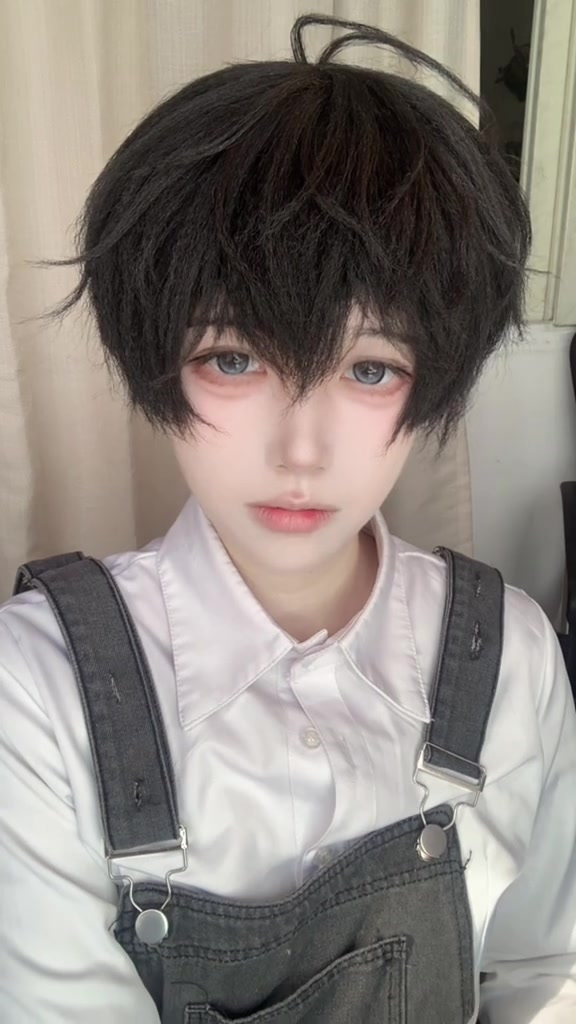 你想和我一起cos《小蘑菇》里的安折与陆沨吗？