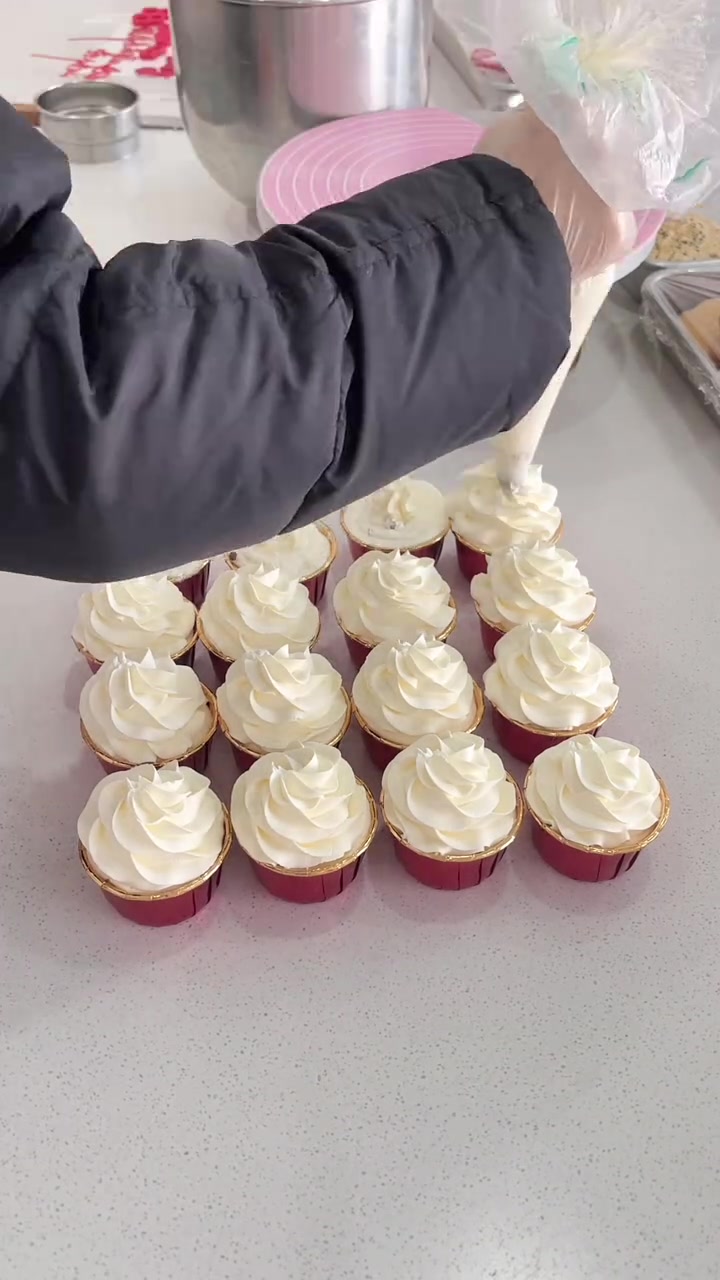 过寿动物奶油蛋糕