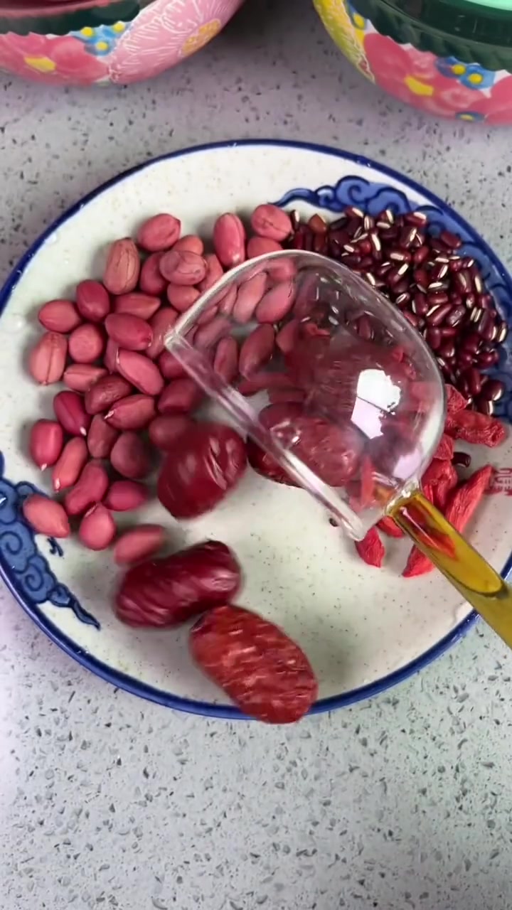 五红汤适合夏季饮用，经期月子期哺乳期女性的食养选择#悦动生活季#