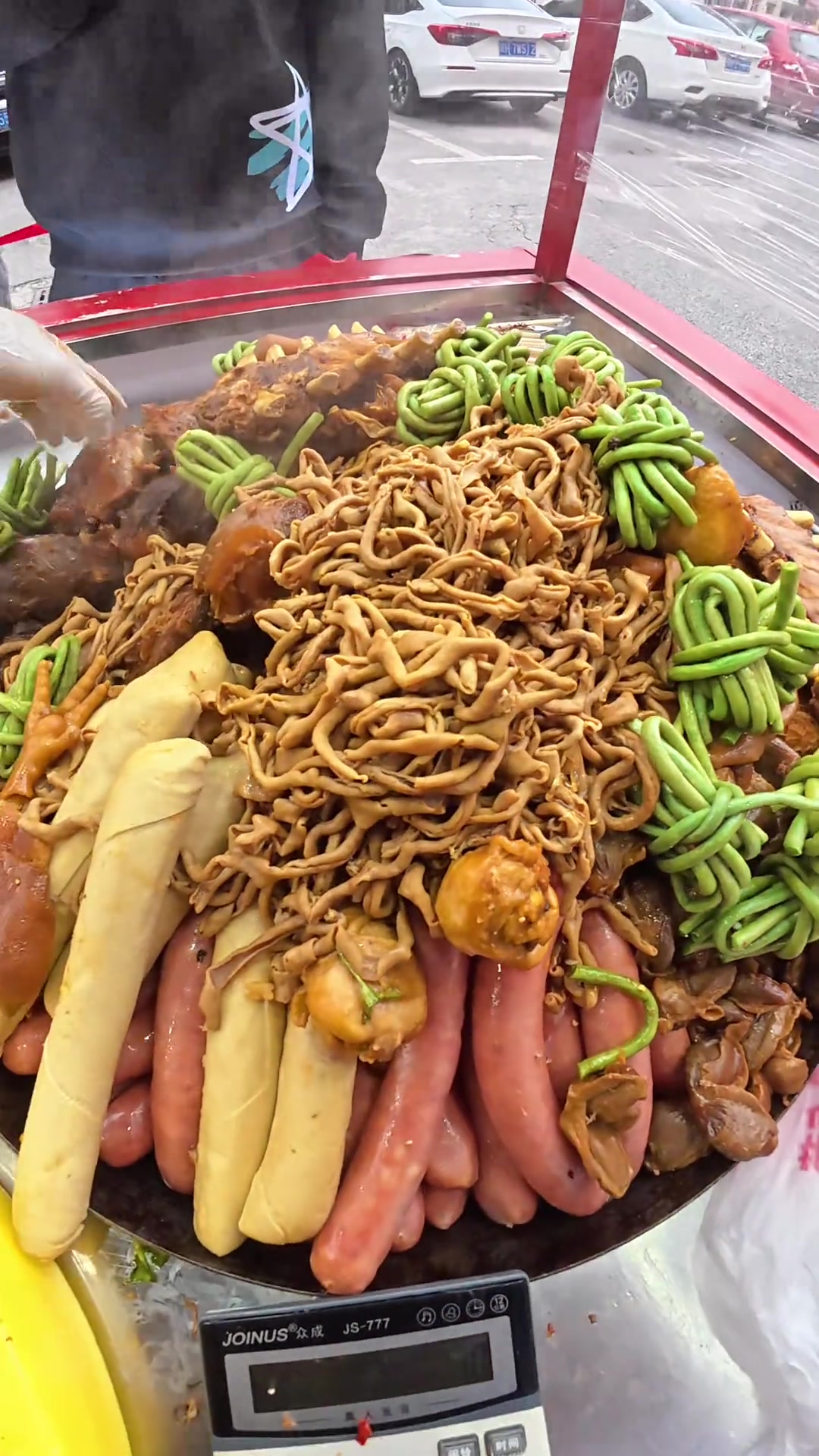 沉浸式体验景德镇大锅卤菜的快乐