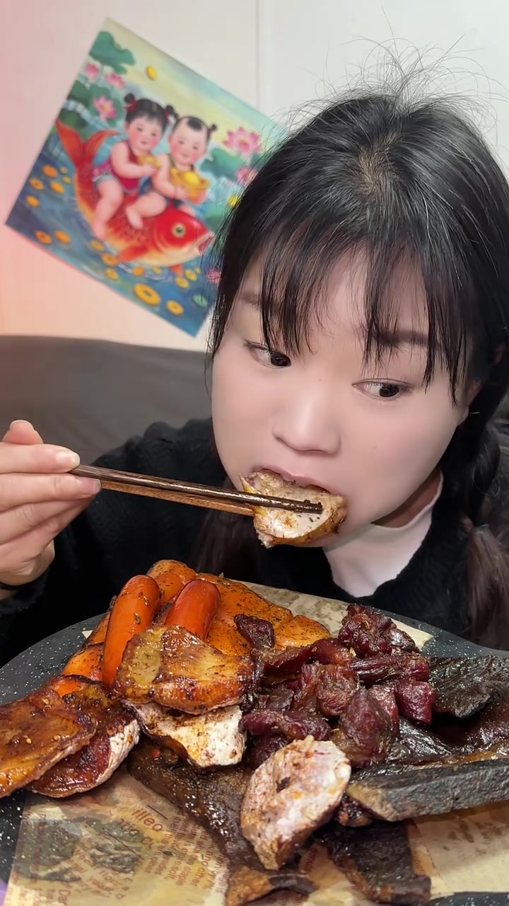 脆脆合集 肥鱼腩 脆皮肠 风糖三纹鱼 胸口油
