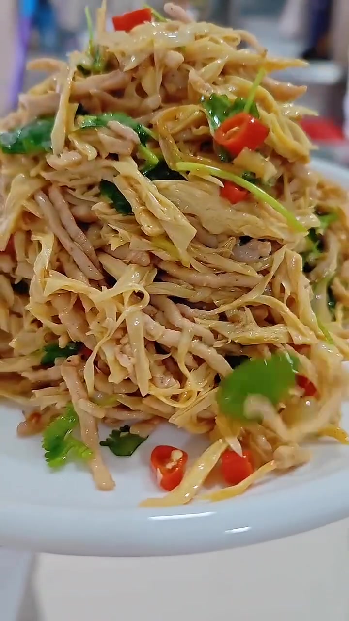 腐竹炒肉丝