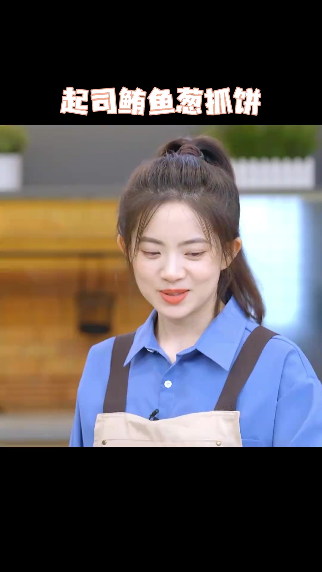 摆摊招牌手抓饼，口感超丰富一口酥掉渣