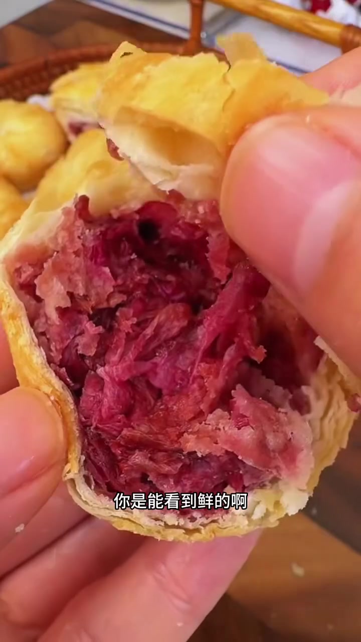 鲜花饼!云南鲜花饼!玫瑰花饼!云南特产玫瑰花鲜花饼!