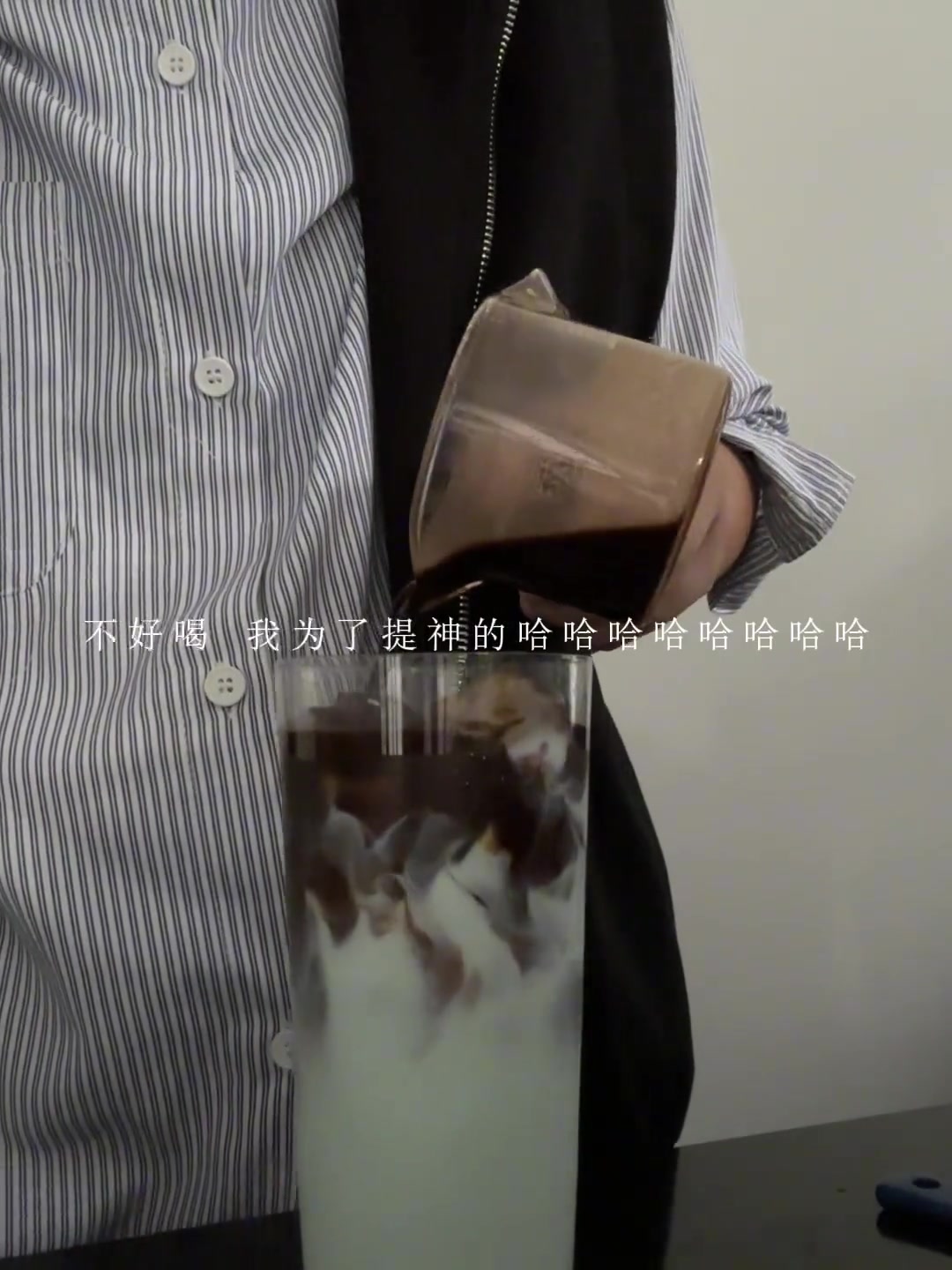 00后养成系蛋糕店店主汇报：最近习惯新模式，周末有漂亮蛋糕