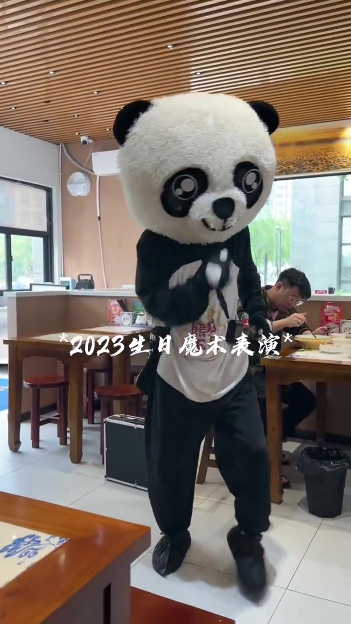 生日蛋糕送货上门，烦恼送什么？给你简单生日惊喜