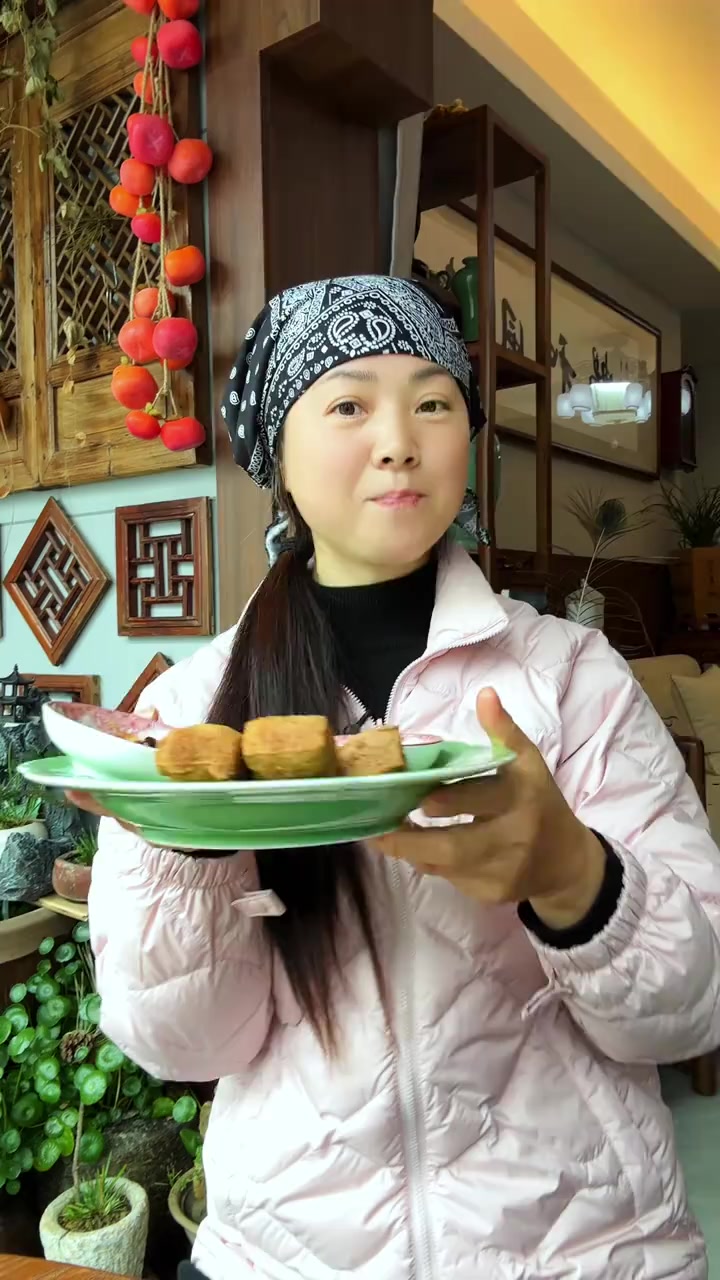 外酥里嫩绍兴臭豆腐我的心头好,生鲜快递到家满足了我口福!