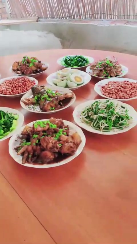 农村土菜就是好吃，开饭啦！