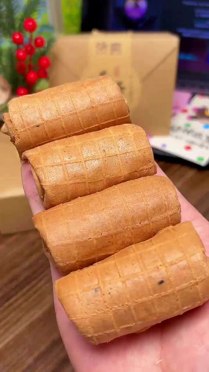 老济南纯手工花生蛋卷，一口回到小时候的童年味道！一定要拍花生口味的！