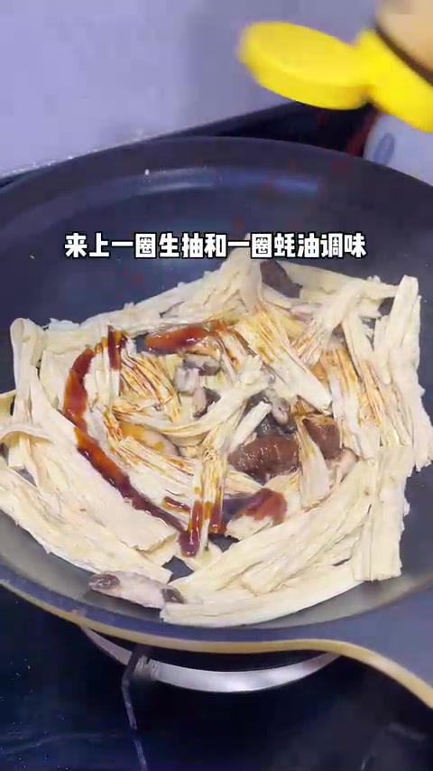 快过年啦！妈妈煮的饭菜每道都好吃