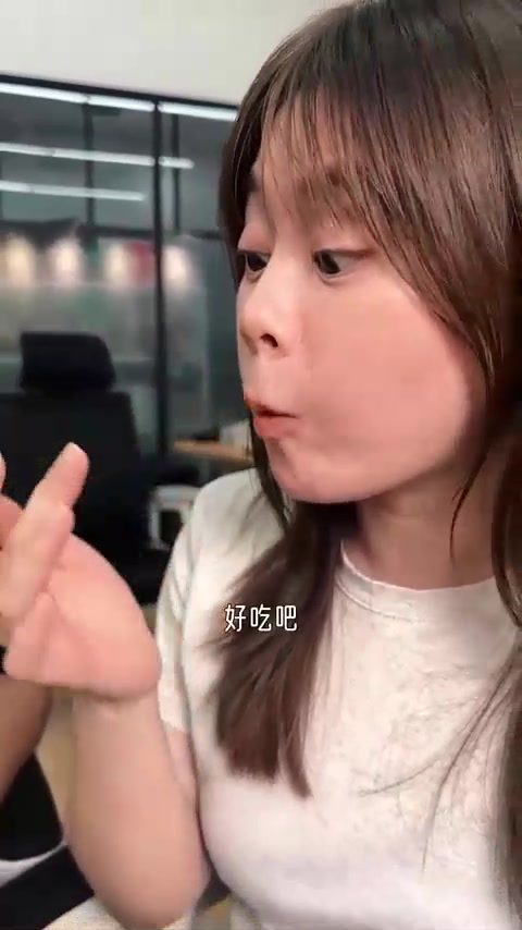 原切薯片：高山土豆整只原切，薄脆香酥很过瘾