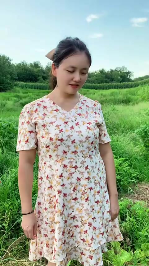 稻田水沟捉鱼