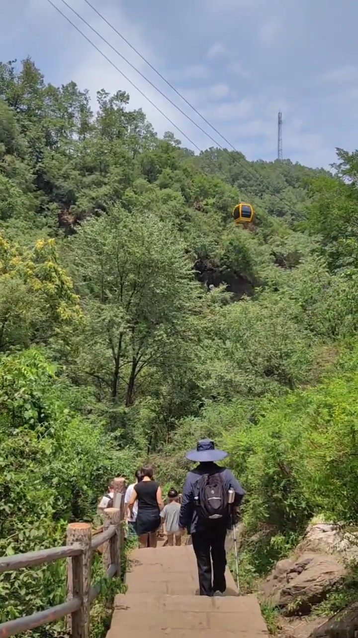 打卡洛阳重渡沟,徒步登山,感受自然气息!