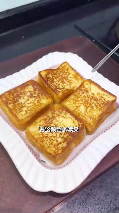 早餐手抓饼做紫薯甜甜圈外酥里软，爆浆吐司奶香玉米汁孩子超满足