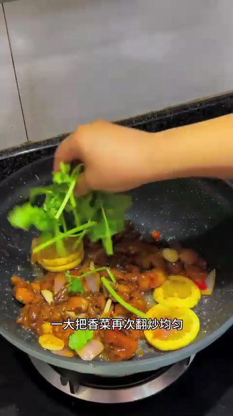 潮汕人的晚餐，每道菜都是简单又不失美味