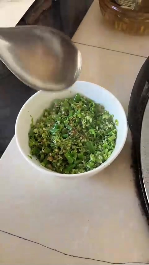 农村人的快乐就是亲戚朋友来吃洋芋糍粑管饱