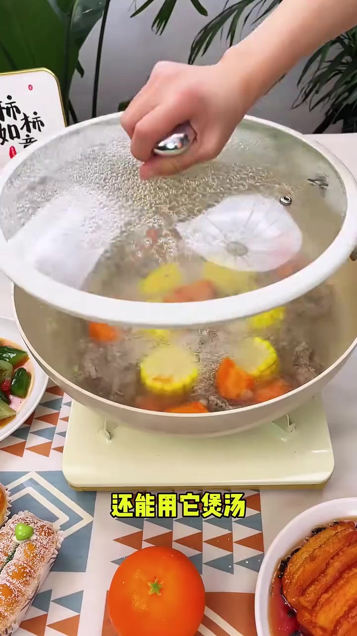 厨房小白还在为粘锅烦恼吗?这锅随便怎么煮都不粘,煎炒炖煮炸蒸样样轻松搞定。#陶瓷不粘锅