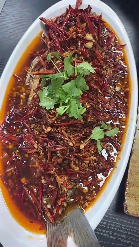 今晚丰盛的晚餐，嗦螺