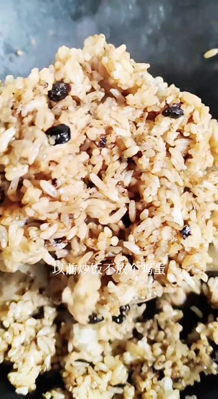 黑猪油炒饭，香到跺脚的日常主食