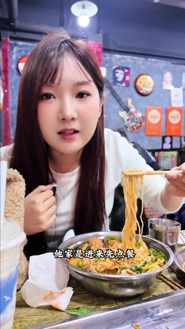 来看沈阳老式麻辣烫