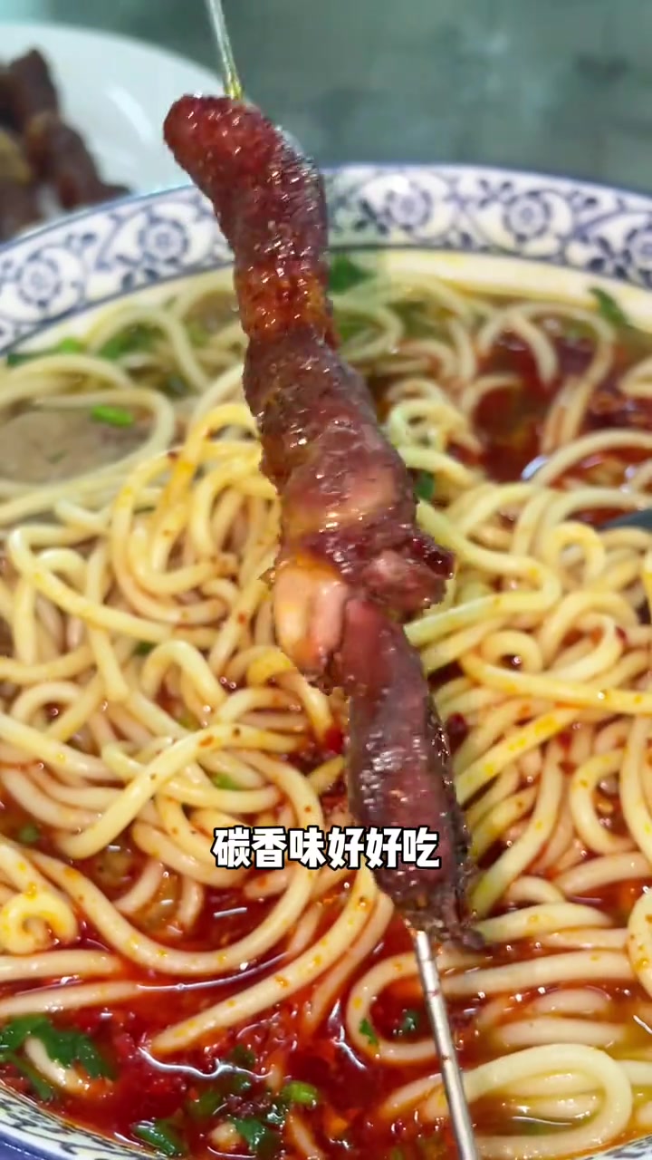 七块钱的牛肉肉夹馍,谁不想大口啃?青岛美食
