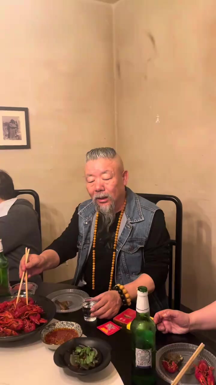 千里奔赴长沙，小龙虾吃到满足，老街漫步