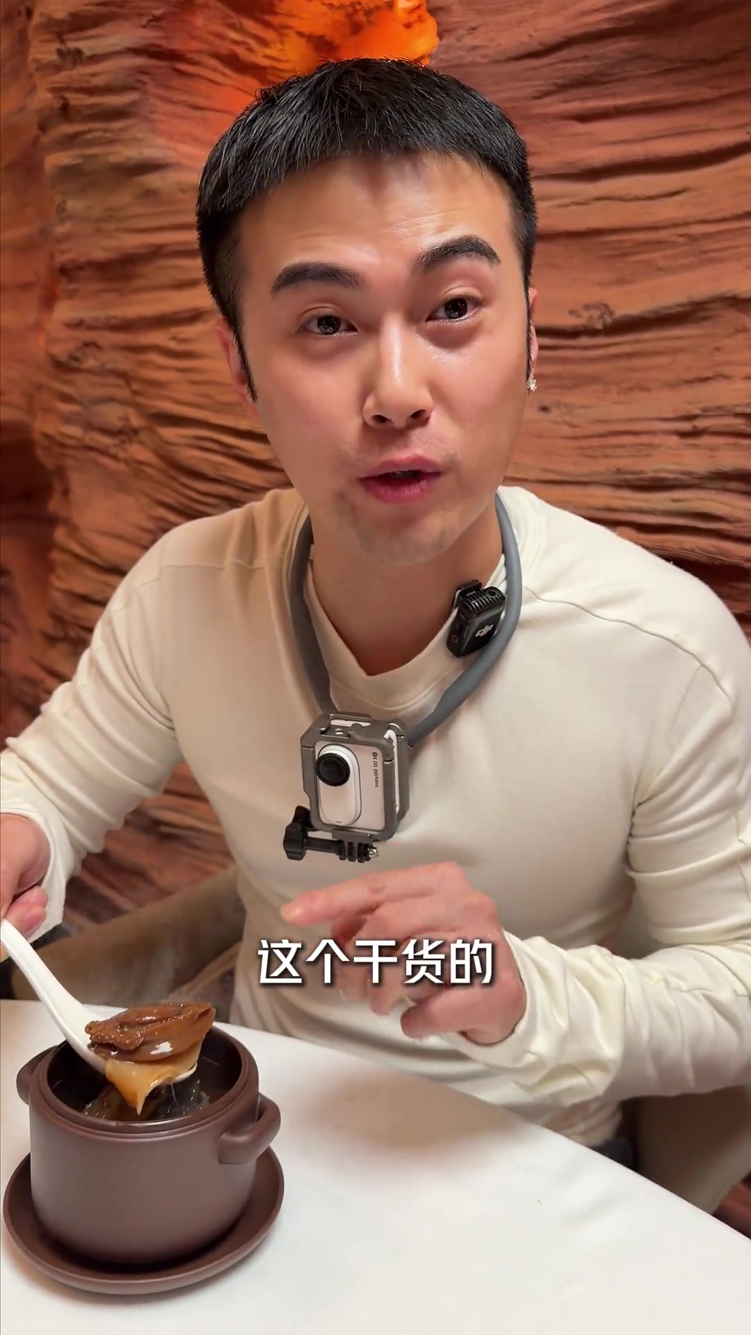 福州街头几十块钱的佛跳墙和黑珍珠餐厅到底有什么区别?