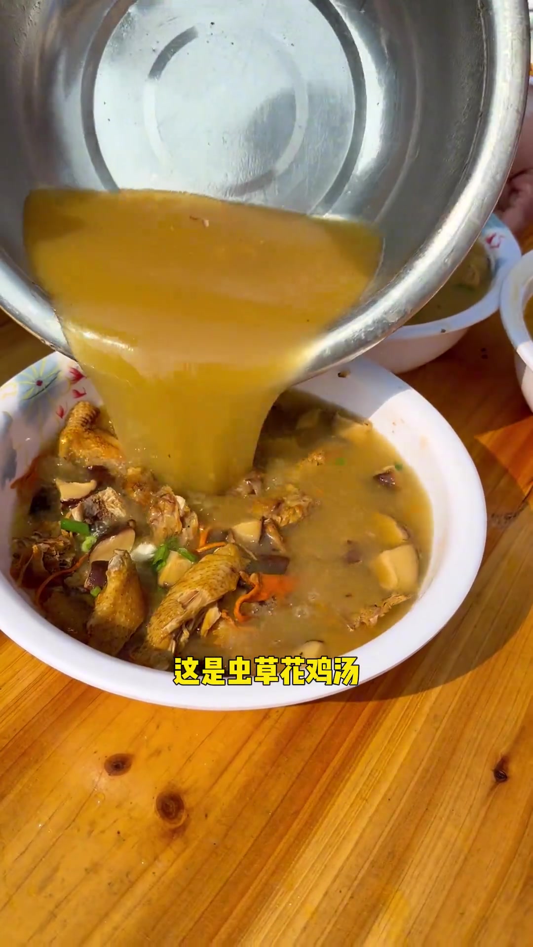 重庆农村坝坝宴,安逸氛围,美食盛宴!