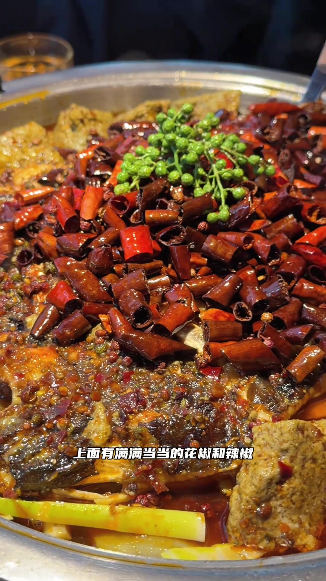 为烤鱼拼过命?烤匠麻辣烤鱼进上海,不吃火锅就吃它!
