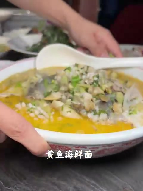 天津居民楼下海鲜小炒，现点现做味道真不错，不好找