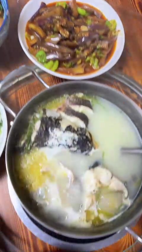 推荐几道家常菜：青椒土豆丝、韭菜炒豆芽、青菜烧素鸡、焖茄子