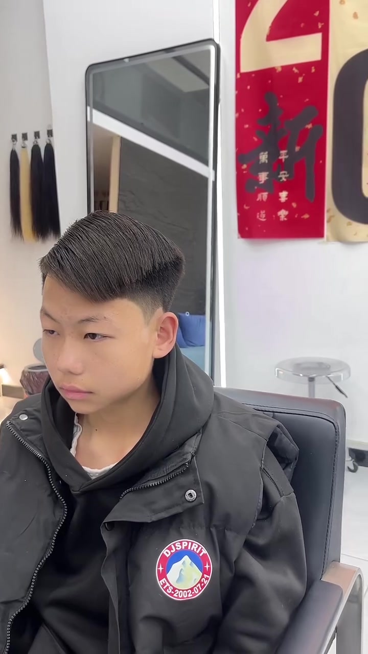 看脸型设计发型，什么样的脸型适合什么样的发型