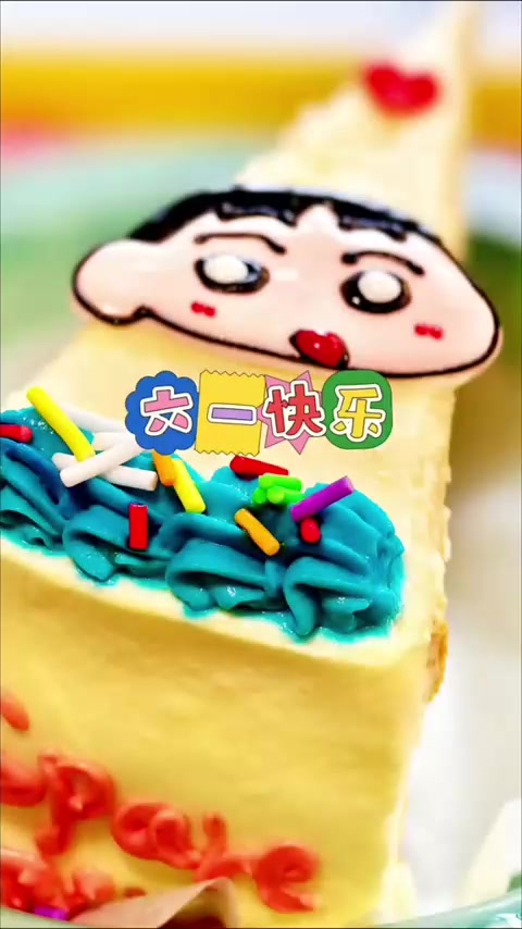 一起吃美美的小新蛋糕，看蜡笔小新