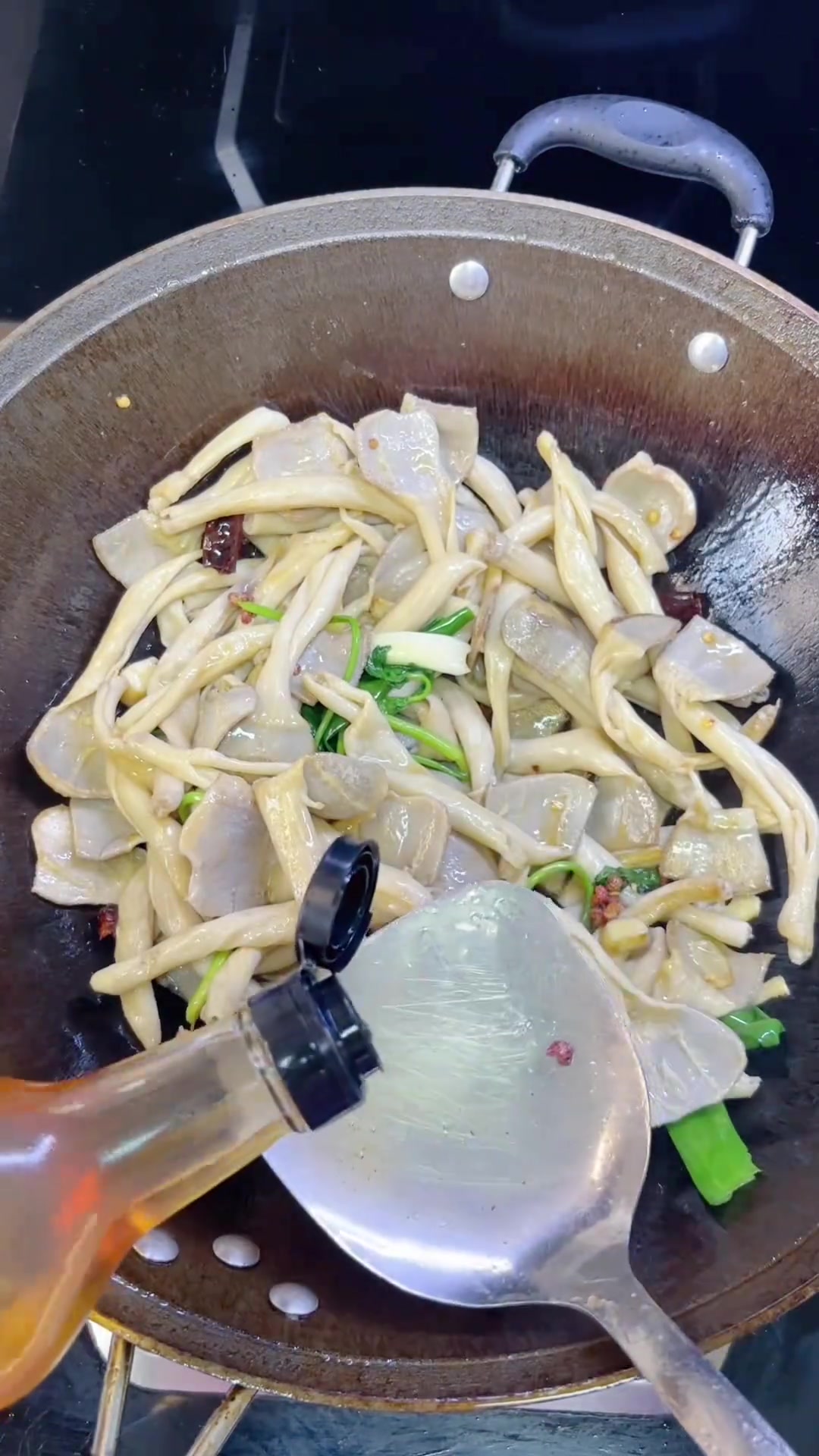 麻辣红烧鸭食管，下酒又下饭