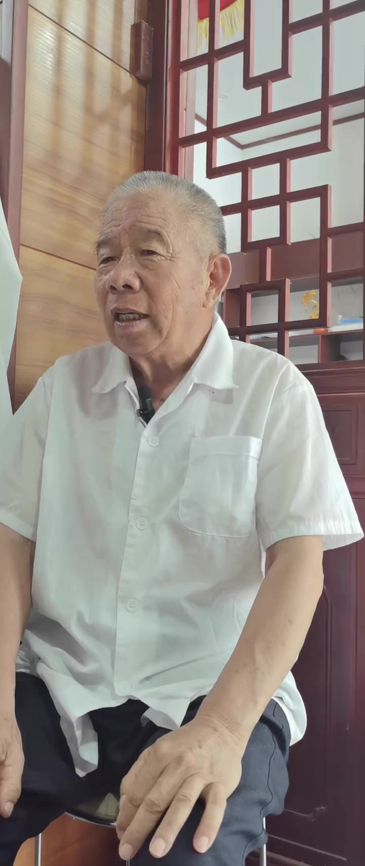 口臭试试白萝卜蒸蜂蜜！