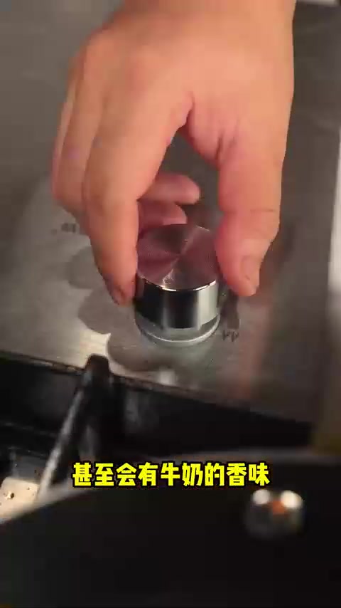 谷饲800天的和牛眼肉，你可以吃出奶香味！