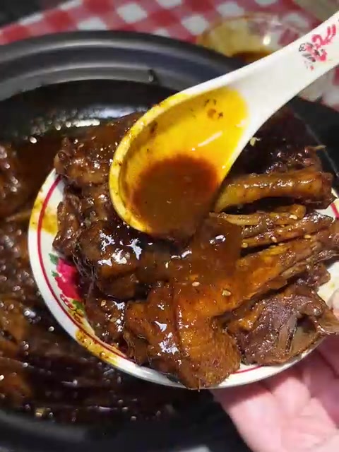 热干面配黑鸭煲超好吃