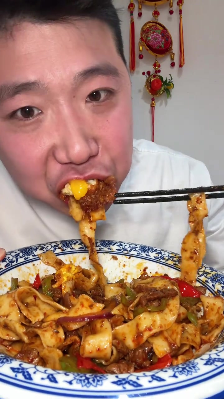 这是我在大连最喜欢吃的陕西面馆 #地方特色小吃 #分享家乡美食 #烟火老吃家入门考试 #真