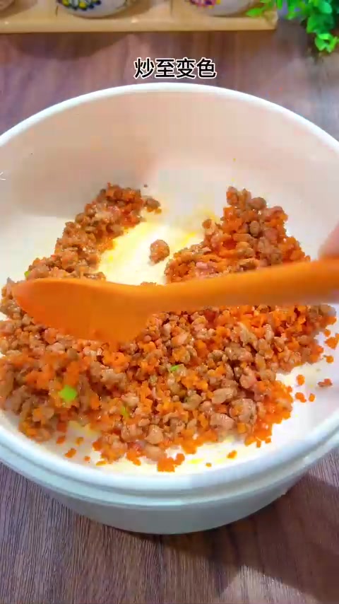 宝宝长身体多吃红肉，用牛肉做玉米生菜粥，软糯鲜香营养丰富