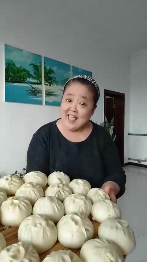 记录真实生活，农村大锅荤香馅的大包子出锅喽